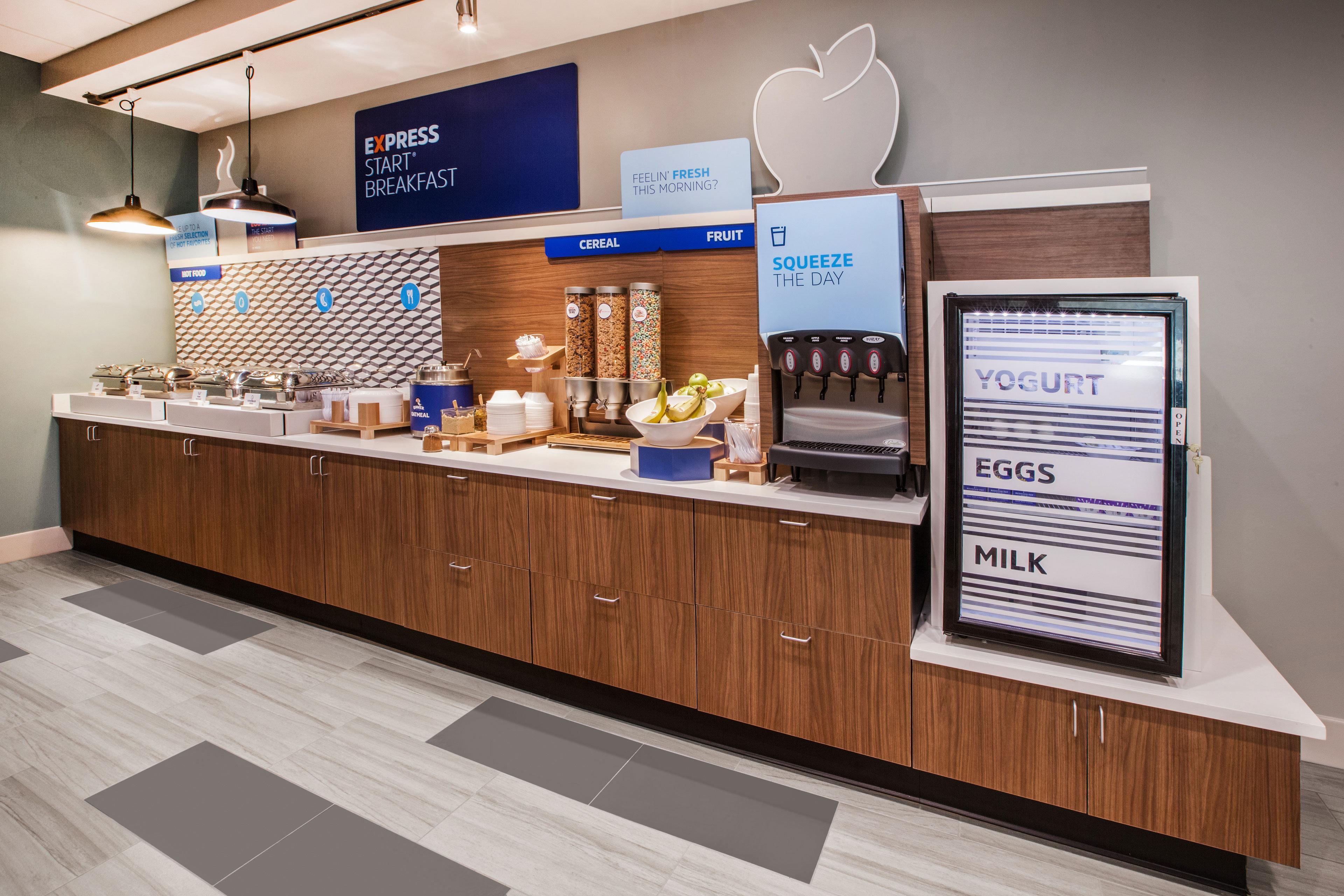 Holiday Inn Express Jackson By Ihg Exterior photo