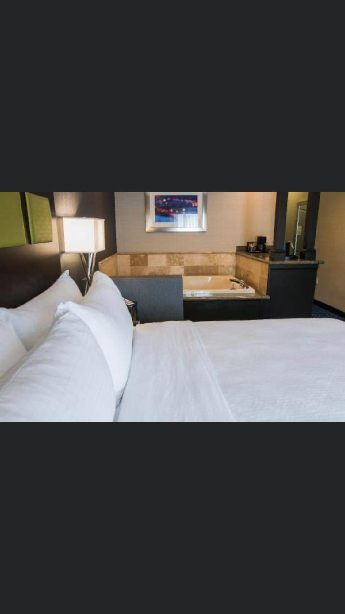 Holiday Inn Express Jackson By Ihg Exterior photo