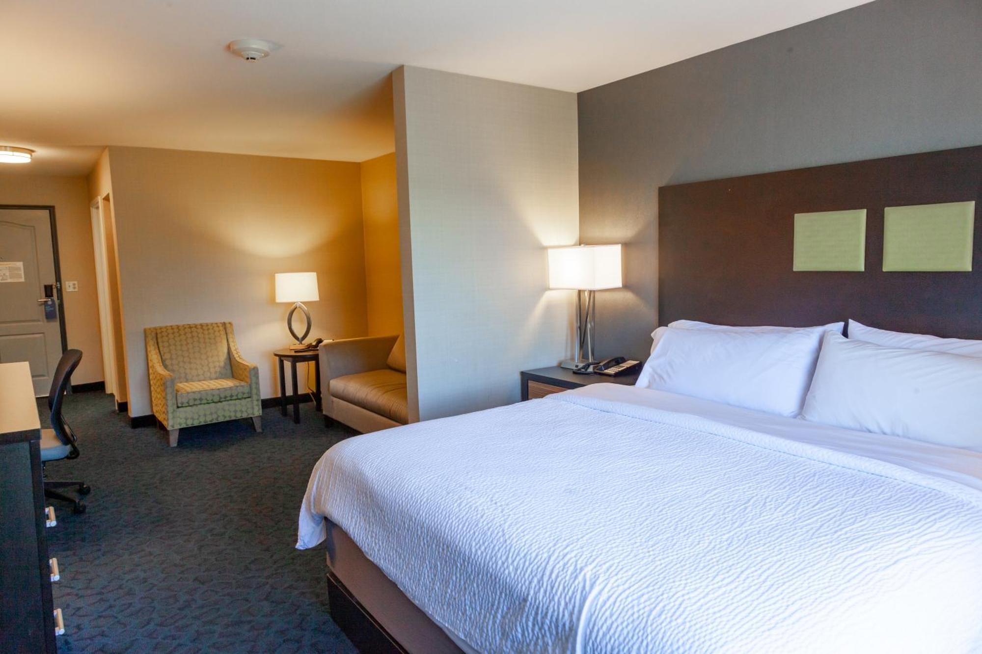 Holiday Inn Express Jackson By Ihg Exterior photo