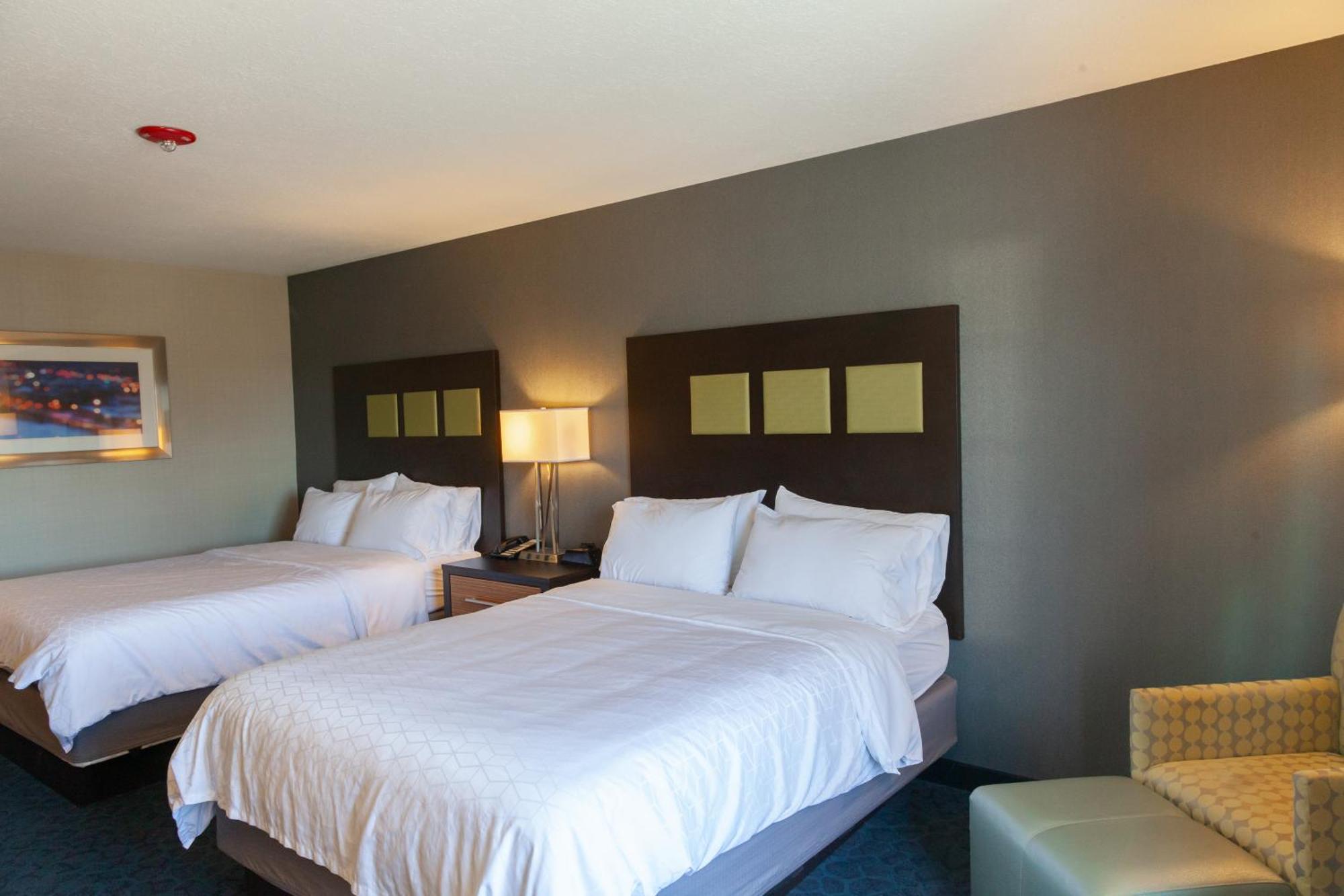 Holiday Inn Express Jackson By Ihg Exterior photo