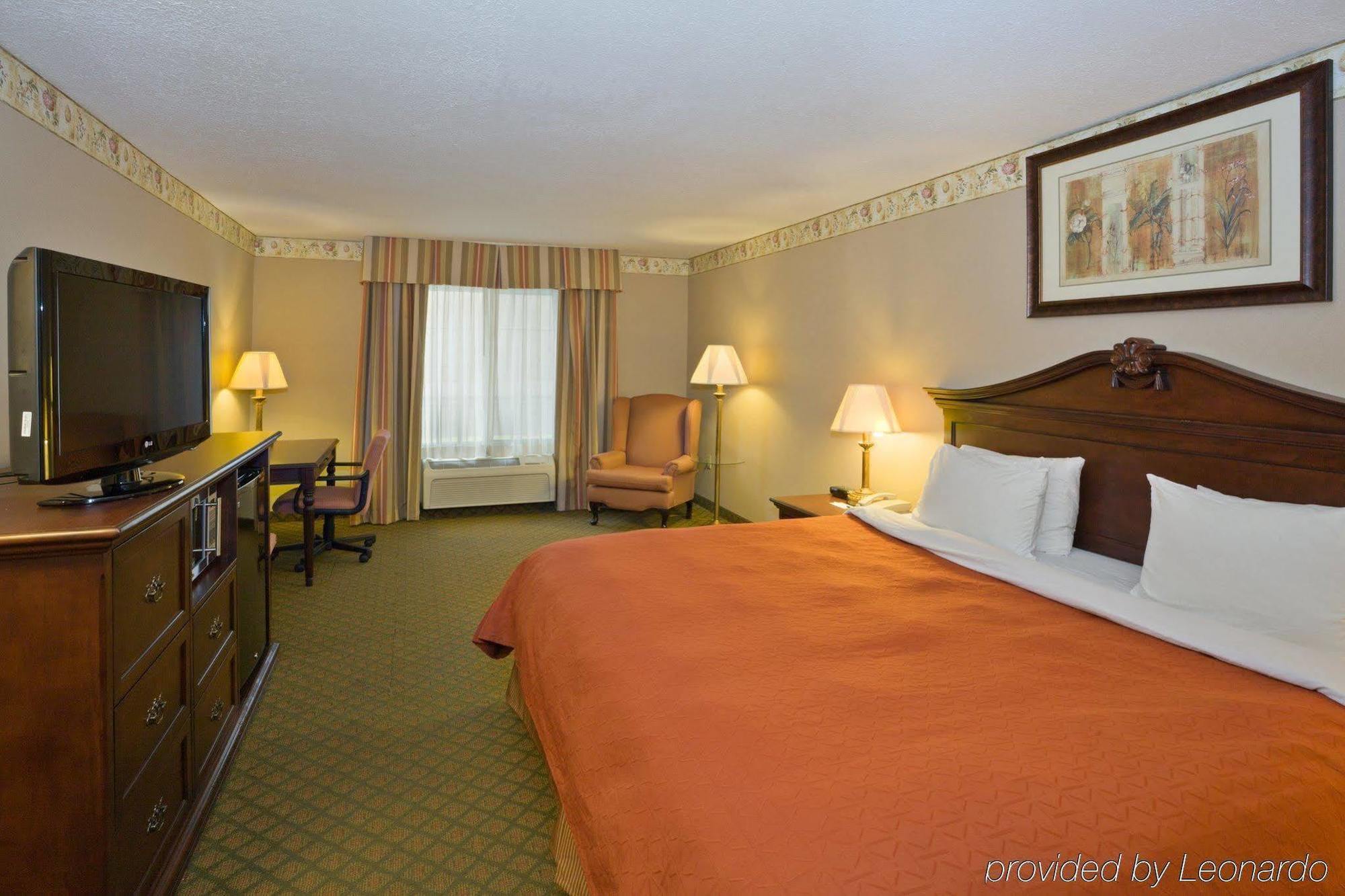 Holiday Inn Express Jackson By Ihg Exterior photo