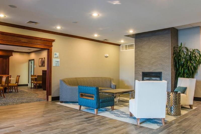 Holiday Inn Express Jackson By Ihg Exterior photo